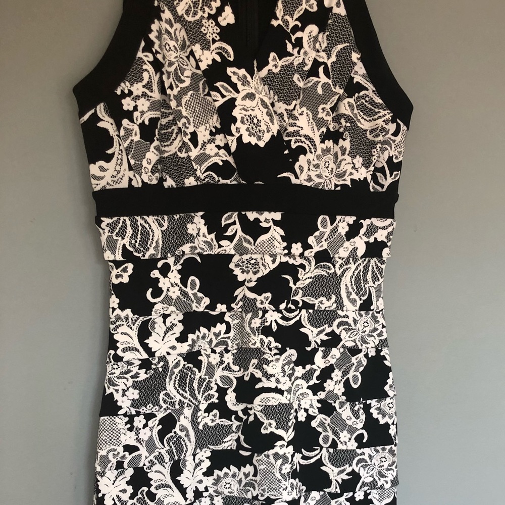White House Black Market Printed Dress